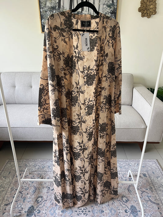 Vintage Reverie Abaya